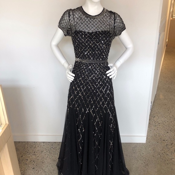 Adrianna Papell Dresses & Skirts - Adrianna Papell Dress
